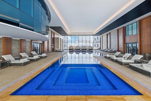 Deluxe Room Near Aura Sky Pool Dubai Palm Jumeirah 17 Luxury Bookings