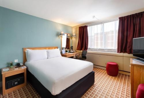 Standard Double Or Twin Room Near Holland Park LON 2 Luxury Bookings