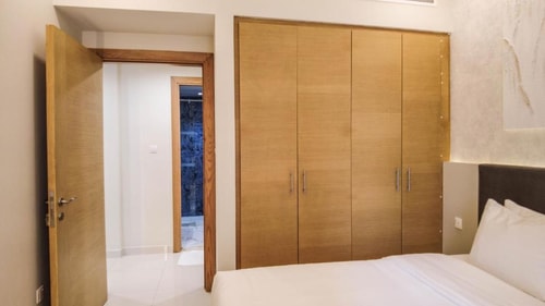 Two Bedroom Apartment Near Capital Park 4 Luxury Bookings