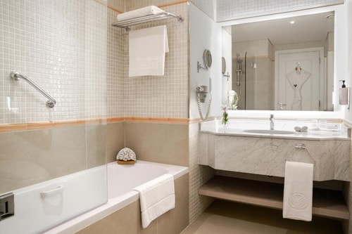 One Bedroom Apartment Near We Mart Supermarket 6 Luxury Bookings
