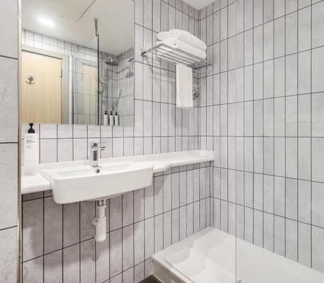 Double Room Near Centro Capital Center 7 Luxury Bookings