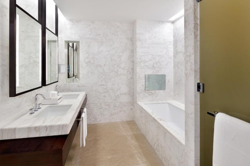 Premier King Or Twin Room Near Dubai Mall 4 Luxury Bookings