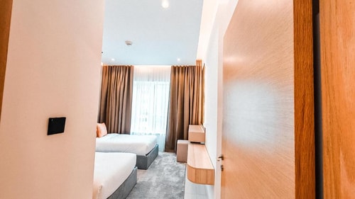 One Bedroom Apartment Near Capital Park 2 Luxury Bookings