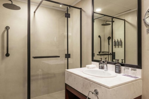 Three Bedroom Suite Sea View Near Water Adventure 8 Luxury Bookings