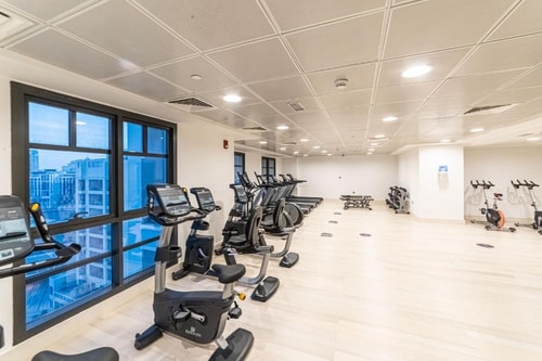 Studio Creek View Apartment Jaddaf Metro 4 Luxury Bookings