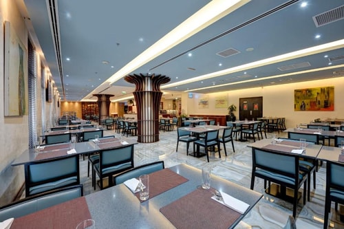 Superior Room Near Westzone Supermarket Mina 16 Luxury Bookings