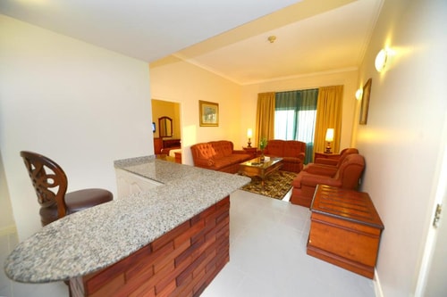 Executive Suite Near Grand Mall Sharjah 6 Luxury Bookings