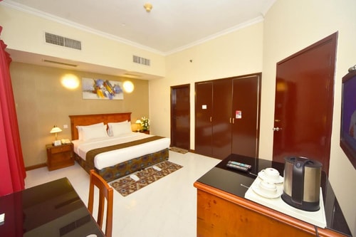 Executive Suite Near Grand Mall Sharjah 1 Luxury Bookings