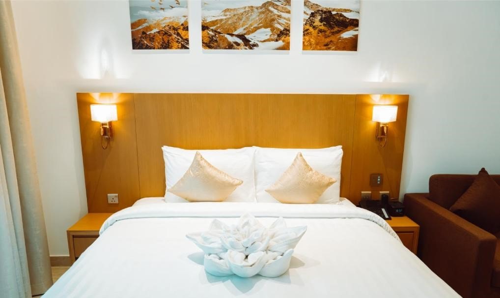 Studio Apartment Near Community Park JVC Luxury Bookings