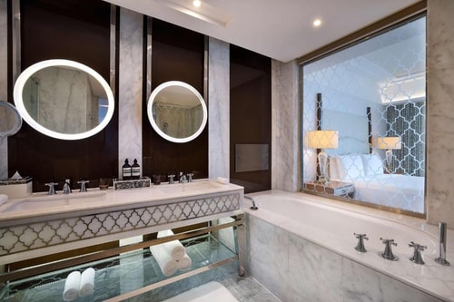 Ultra Luxury Superior Room In Palm Jumeirah 7 Luxury Bookings