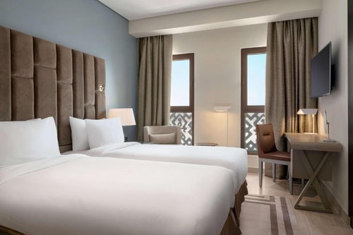 One Bedroom apartment Near Soluna Beach Club Palm 1 Luxury Bookings