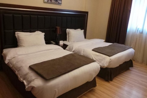 Executive 1 Bedroom Apartment Near Al Maya Market 1 Luxury Bookings