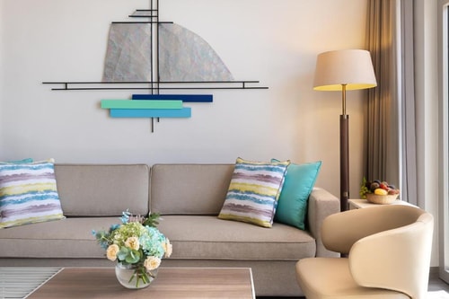 familyJunior Suite Near Jabel Ali Beach 2 Luxury Bookings