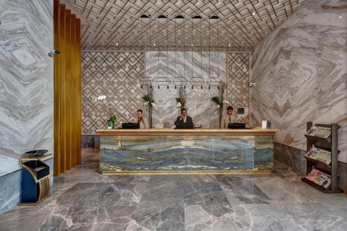 Deluxe Room Near Binghatti Hills By Luxury Booking 4 Luxury Bookings