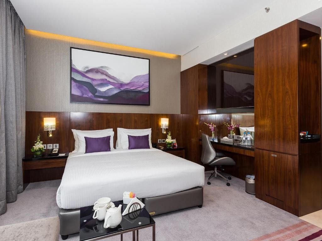 Classic Room Near Mall Of The Emirates Luxury Bookings