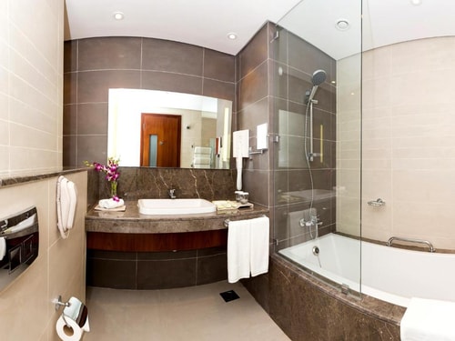 Classic Room Near Mall Of The Emirates 10 Luxury Bookings