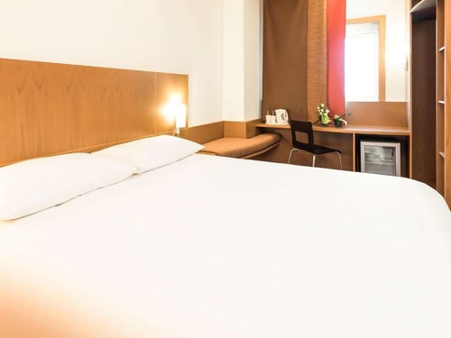 Standard Double Room Near Workshop Café 0 Luxury Bookings