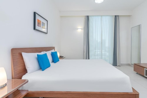 One Bedroom Aparment Near to Deserted Driver Park 0 Luxury Bookings