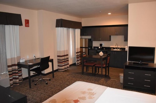Executive King Room Near Heritage Park Las Vegas 5 Luxury Bookings