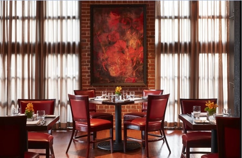 Premier Room Near Palantir Technologies WDC 6 Luxury Bookings