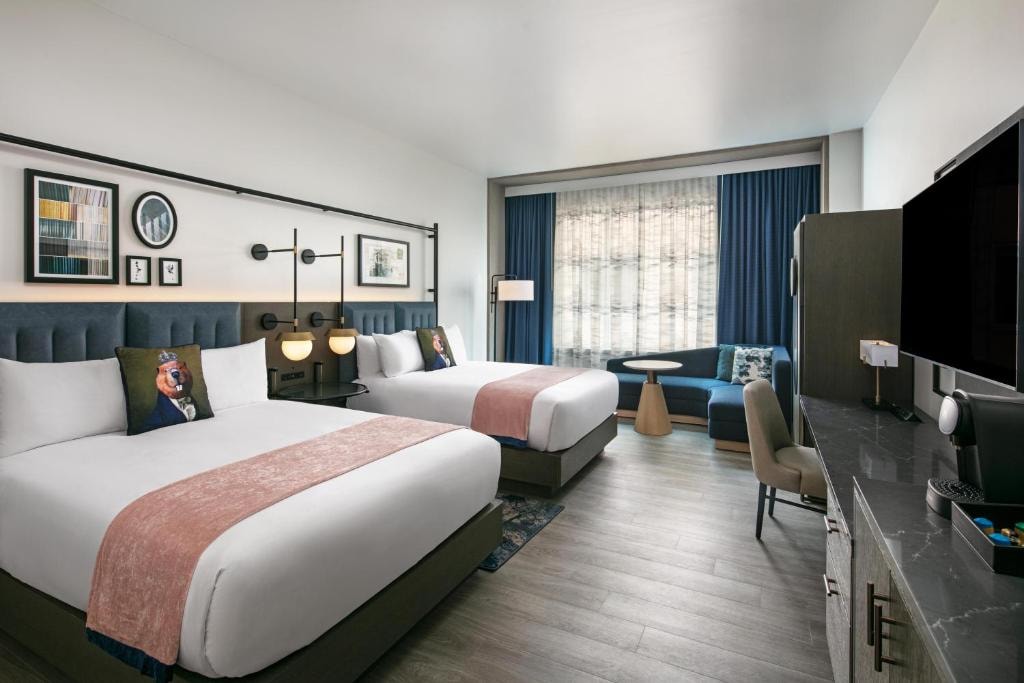 Two Queens Capital City Near Lower Senate Park WDC Luxury Bookings