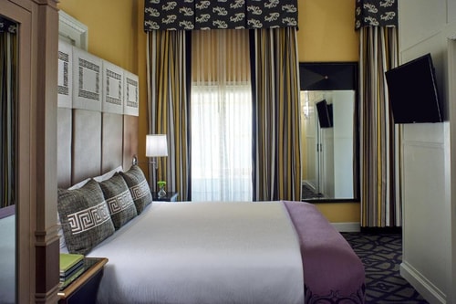 Premier King Room Near Five Iron Golf WDC 1 Luxury Bookings