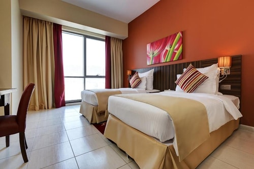 Two Bedroom Near Dubai Land Community Hub Park 17 Luxury Bookings