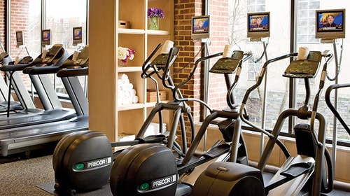 Deluxe Room Near Rock Creek Valley WDC 9 Luxury Bookings