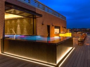 Superior King Room Near Georgetown University WDC 10 Luxury Bookings