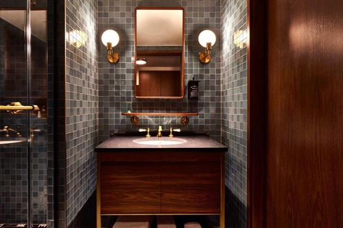 Cabin King Near Bloomberg Government WDC 4 Luxury Bookings