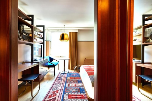 Cabin King Near Bloomberg Government WDC 2 Luxury Bookings