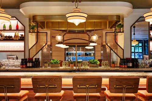 Cabin King Near Bloomberg Government WDC 11 Luxury Bookings