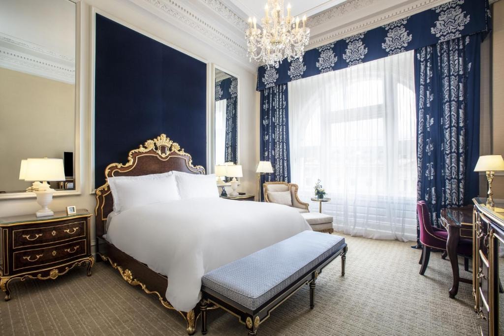 Deluxe Room Near U.S. Department of Justice WDC Luxury Bookings