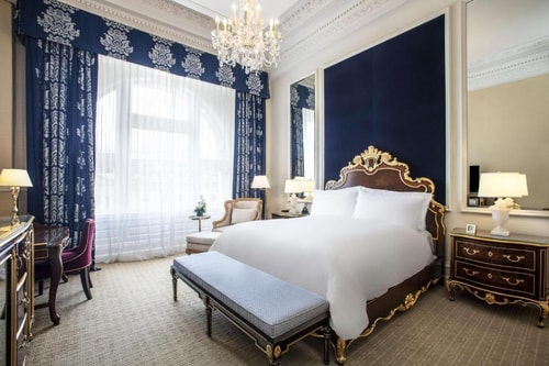 Deluxe Room Near U.S. Department of Justice WDC 1 Luxury Bookings