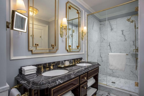 Deluxe Room Near U.S. Department of Justice WDC 3 Luxury Bookings