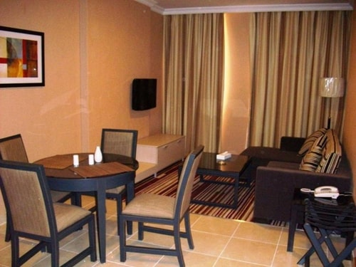 One Bedroom Suite Near Mazyad Mall 7 Luxury Bookings