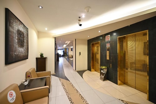Studio Apartment Near Viva Super Market 5 Luxury Bookings