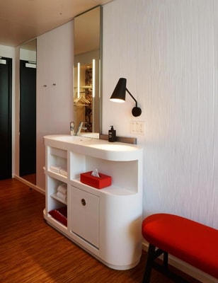 King Room Near Swatch Powell Street SAN 5 Luxury Bookings