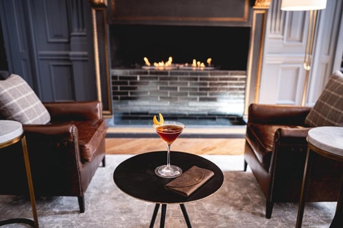 King Room Near Hyatt Coffee Bar SAN 3 Luxury Bookings