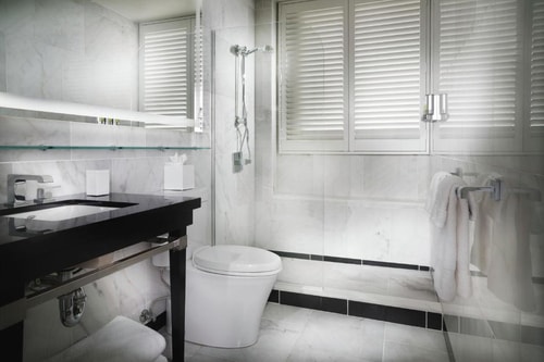 Deluxe King Room Near Geary Wine And Spirits SAN 5 Luxury Bookings