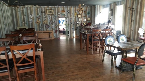 Studio Apartment Near The Skate Park 8 Luxury Bookings