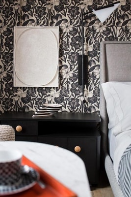 Deluxe Queen Room Near Federal Office Building SAN 1 Luxury Bookings