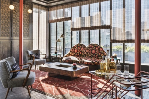 Deluxe Queen Room Near Federal Office Building SAN 5 Luxury Bookings