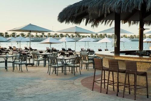 Superior Room Near Corniche Beach 13 Luxury Bookings