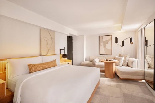 Guest King Room Near Sauce Labs SAN Luxury Bookings