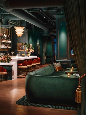 King Room Near Hyatt Coffee Bar SAN 10 Luxury Bookings