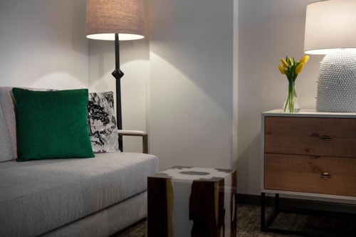 Premier King Room Near Unity Center DC WDC 2 Luxury Bookings