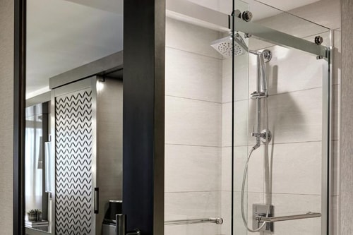 King Room Near Yerba Buena Gardens SAN 5 Luxury Bookings