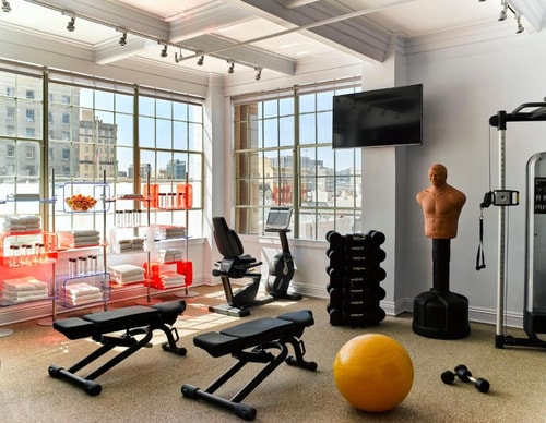 Superior King Room Near The Olympic Club SAN 14 Luxury Bookings