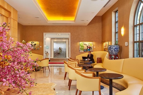 Deluxe King Room Near Dragon Gate Chinatown SAN 9 Luxury Bookings